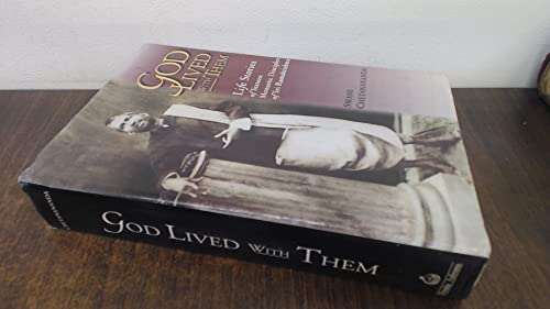 God Lived With Them: Life Stories Of Sixteen Monastic Disciples of Sri Ramakrishna: 1