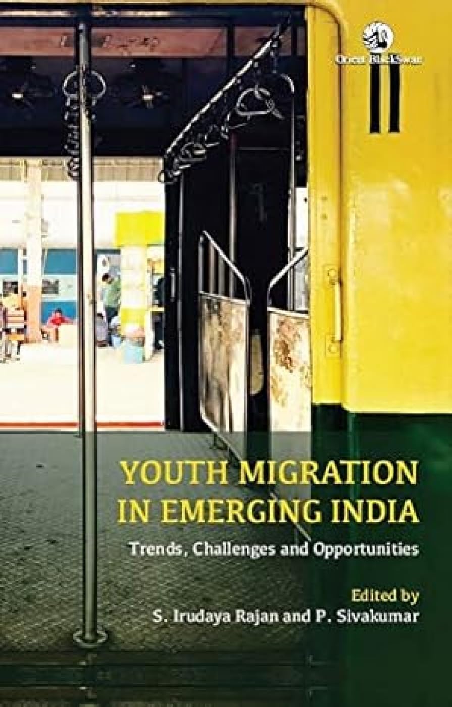 YOUTH MIGRATION IN EMERGING INDIA (HB)