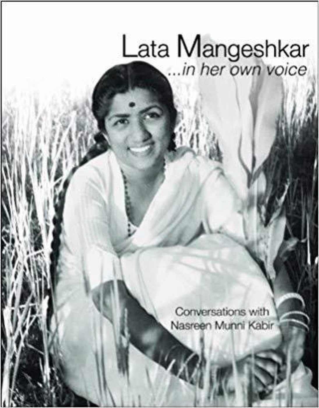 Niyogi Books Lata Mangeshkar In Her Own Voice (P/B)