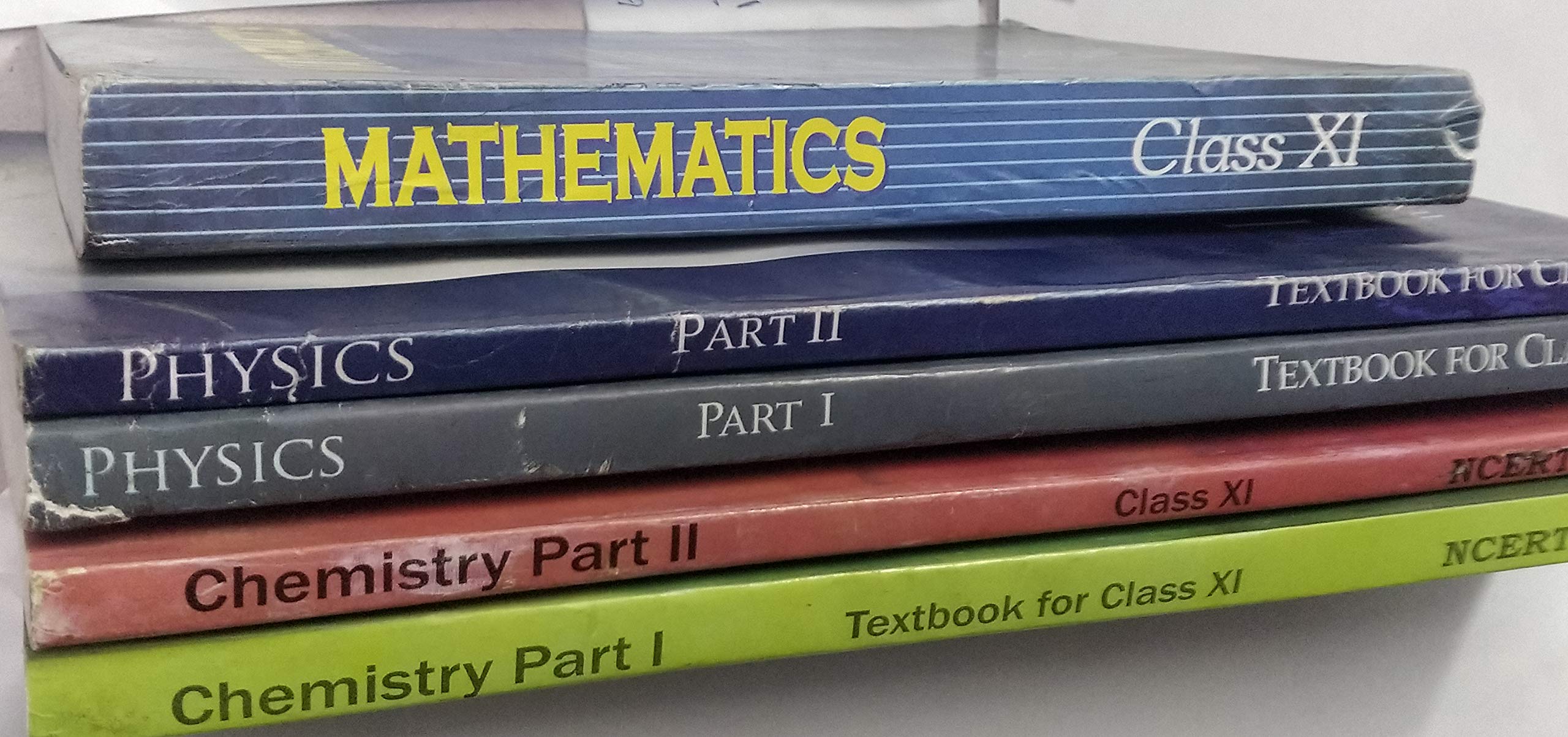 Class  11 Set Of 5 Books Pcm ( Physics 1 & 2 , Chemistry 1 & 2 , Mathematics ) 202526 Edition